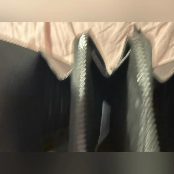 Bag for cell phones, credit cards, etc - Picture 3 of 3